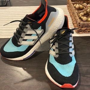 Mens Adidas Primeblue Ultra Boost Sneakers Sz 9